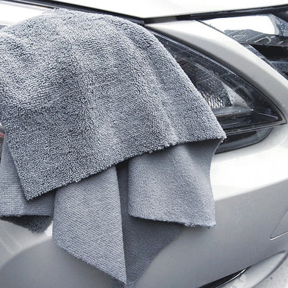 Experience Professional Car Care with DAISIRONE Plush Microfiber Towels